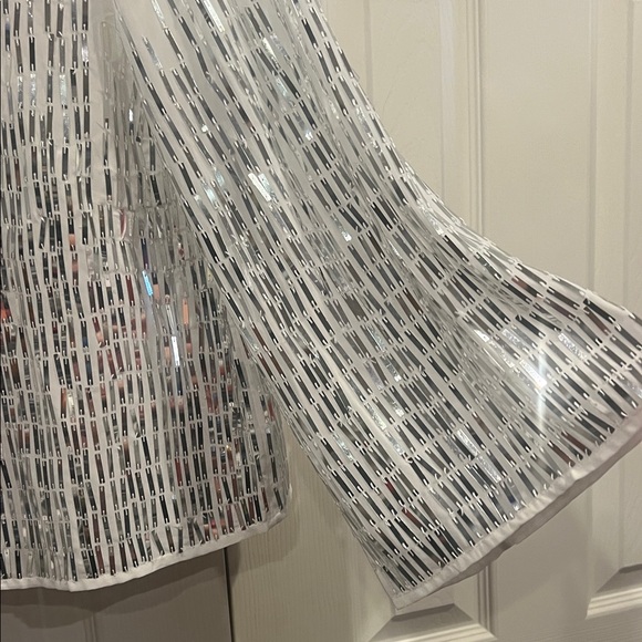 NWT-Boston Proper White Blouse with Silver Accents - Picture 6 of 13